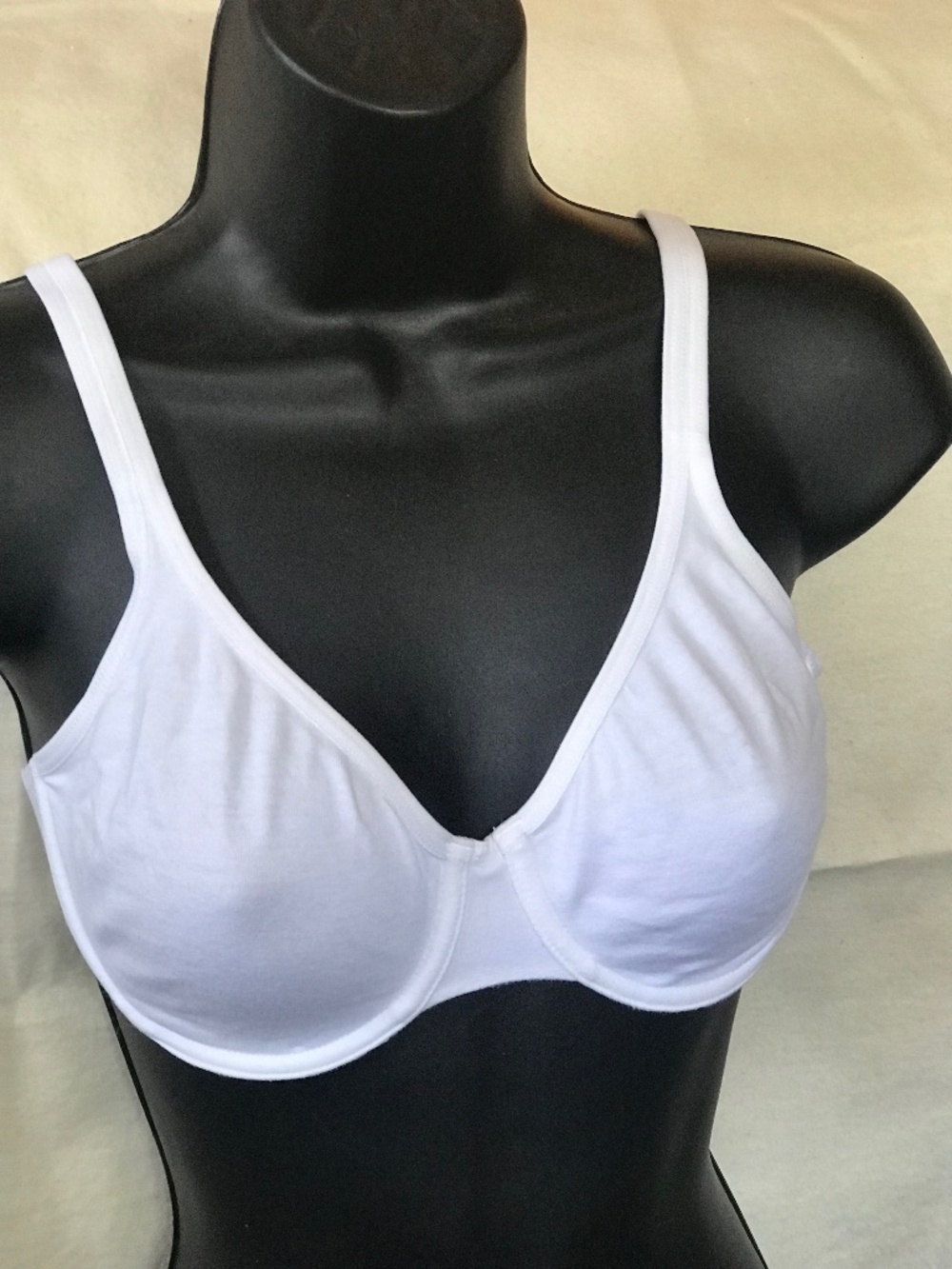 Jocky bra 36 C white cotton underwire never dried in a dryer vintage excellent